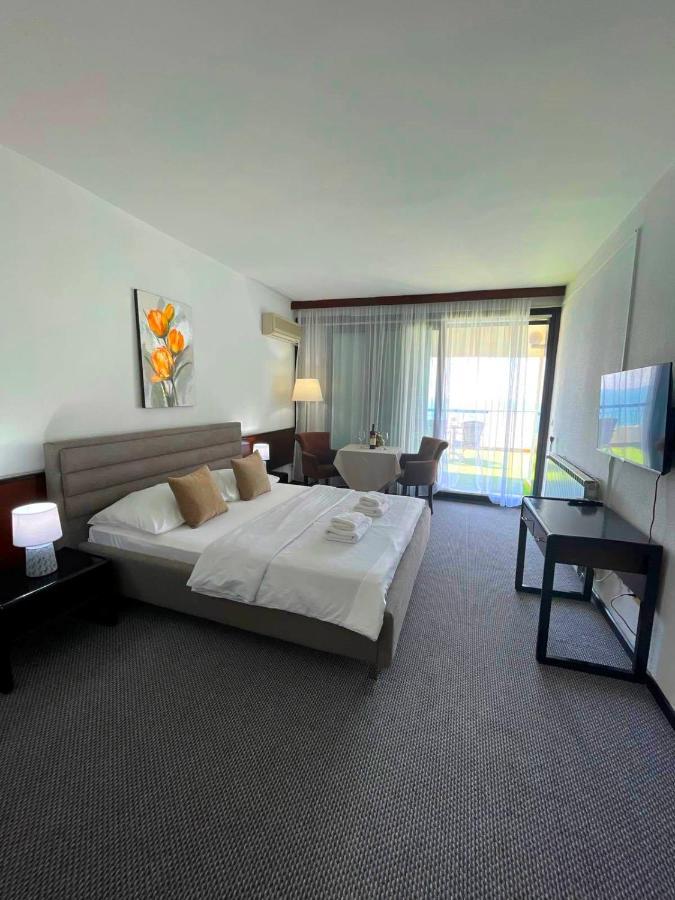 Corpus A - Hotel Albatros Ulcinj Exteriér fotografie